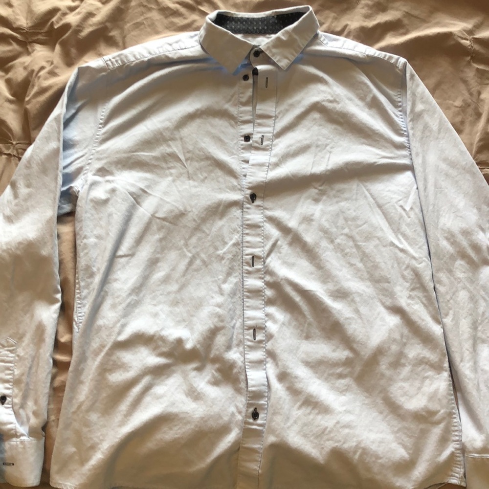 H and M button down